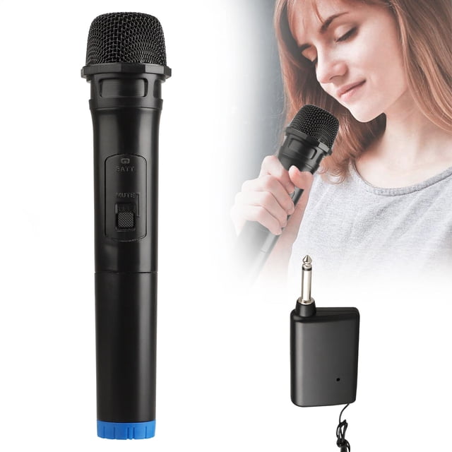 Microphone Sans Fil Karaoké Microphone Bluetooth, un Microphone Dynamique Unidirectionnel Noir avec Récepteur VHF et Indicateur LED. Comprend un Microphone Portatif Sans Fil et un Récepteur compact, Idéal pour le Karaoké, les Discours à l'Église, les Mariages et les performances en Direct. Offre une Compatibilité Bluetooth et une Fonctionnalité plug-and-play, Alimenté par des Piles AA.