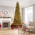 thumbnail image 2 of Holiday Time Pin Fin rockford pré-éclairé sure-lit pole de 3,65 m, vert, 2 of 6