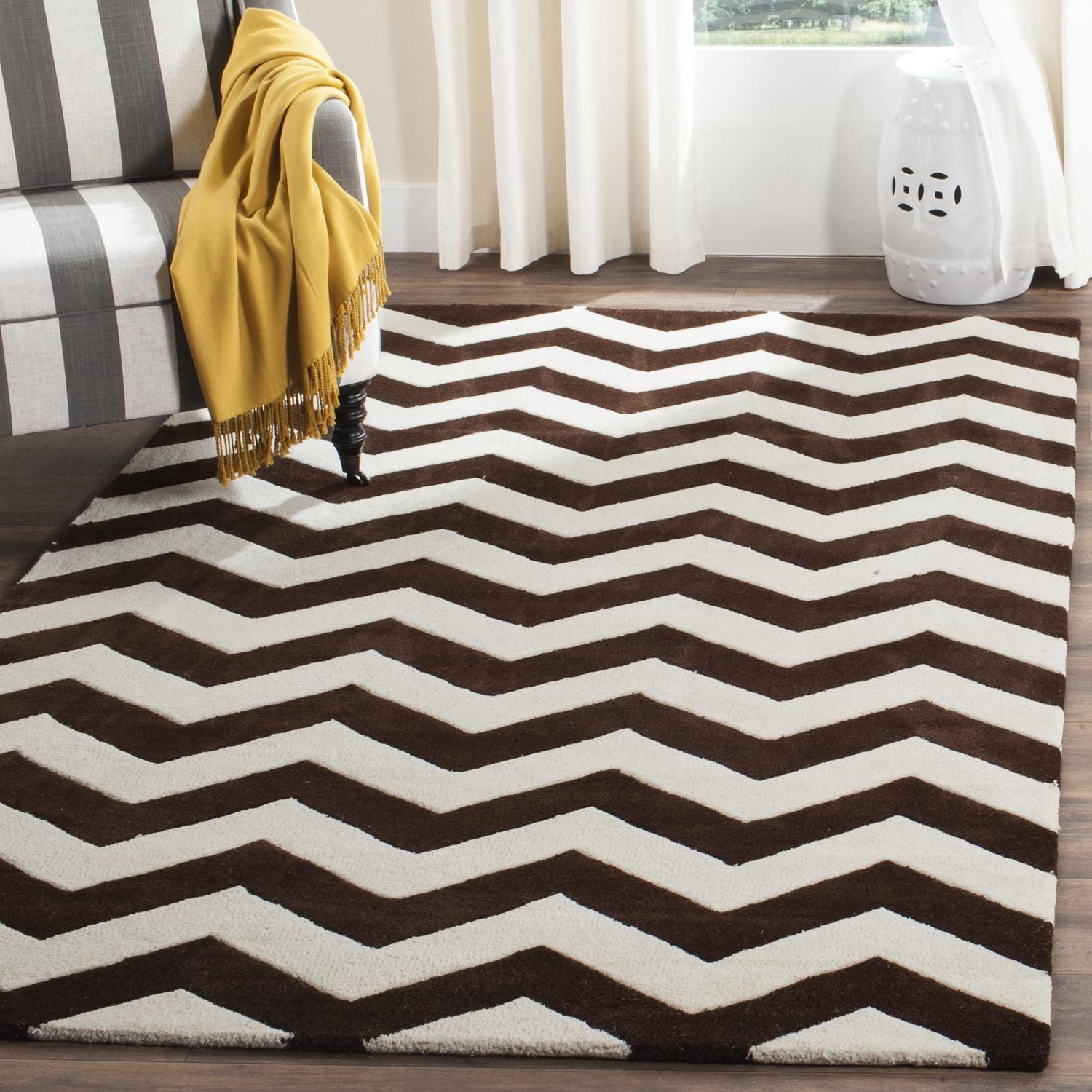 Safavieh Chatham Jake Zigzag Stripes Area Rug