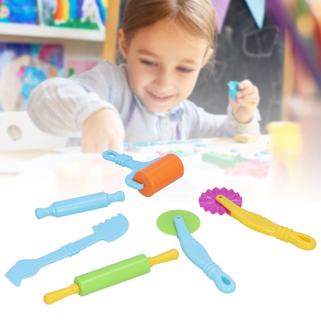 Dioche Coupe-Pâte en Argile Ensemble d'Outils pour Pâte en Argile avec six Outils en Plastique Colorés, Incluant des Rouleaux, des Moules et des Coupe-Pâte, Conçu pour les Petites Mains des Enfants. Parfait pour Sculpter et Décorer des Blocs d'Argile, Enrichir l'Imagination et Convient aux Salles de Classe d'Apprentissage Précoce Ou aux Centres de Garderie. Outils de Pâte à Modeler Durables, Non Toxiques et Faciles à Nettoyer.