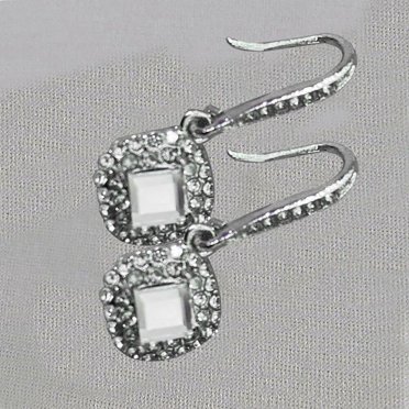 EGNMCR Earrings for Women Fashion Drop Earrings for Women White Jewelry sliver earrings