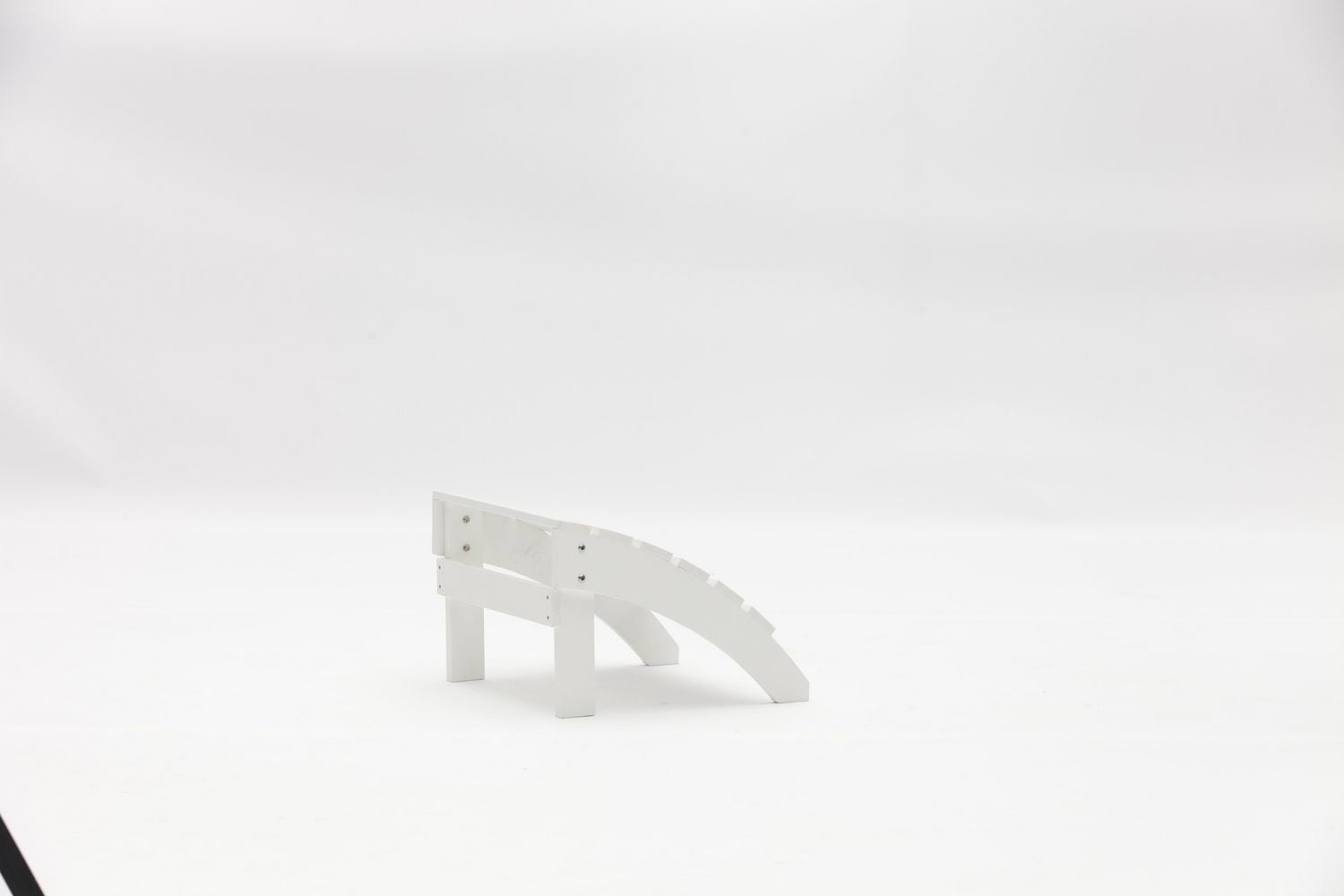 Tanfly Footrest – White – 100% Weather-Resistant Polycarbonate – Indoor/Outdoor Use