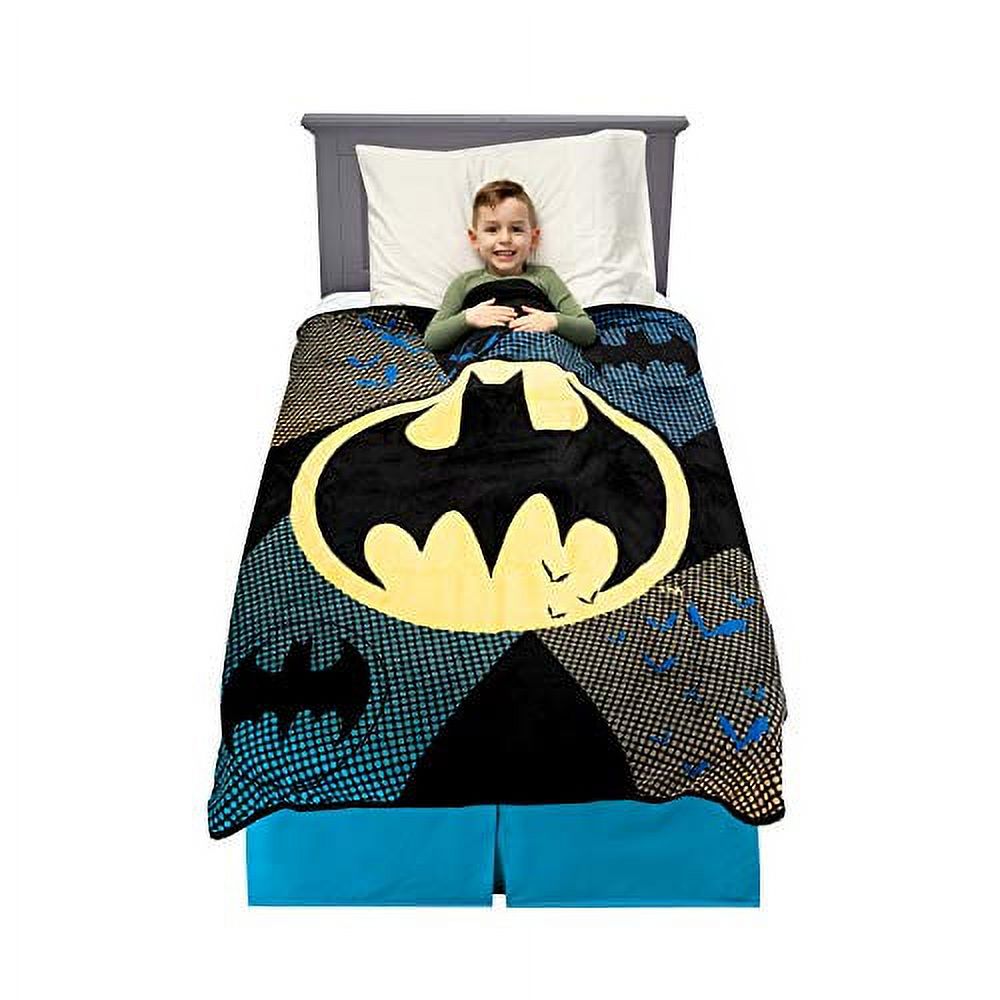 Franco A39678 Kids Bedding Soft Plush Microfiber Throw, 46" x 60", Batman