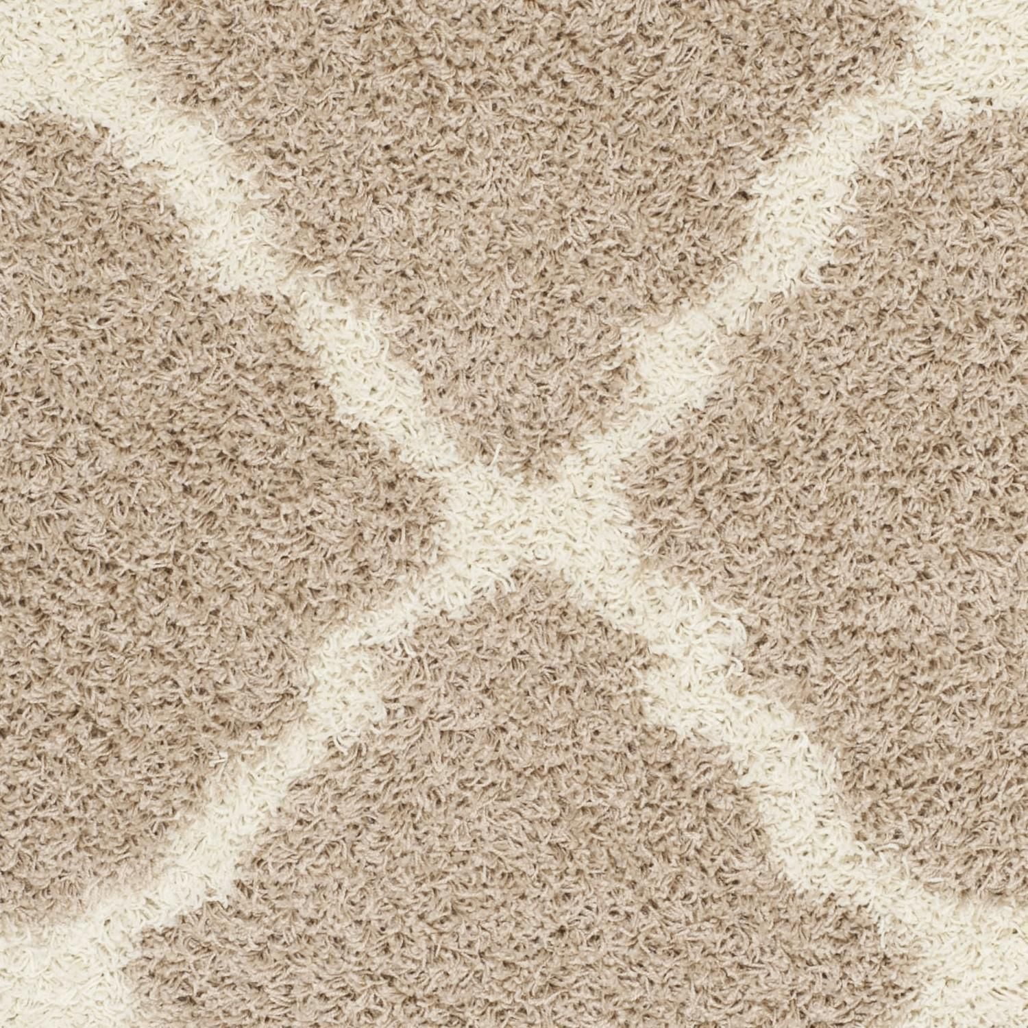 Safavieh Dallas Logan Tapis Géométrique Shag