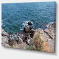 thumbnail image 2 of Eaux Bleues à la Plage de la Péninsule de Crime, 2 of 3