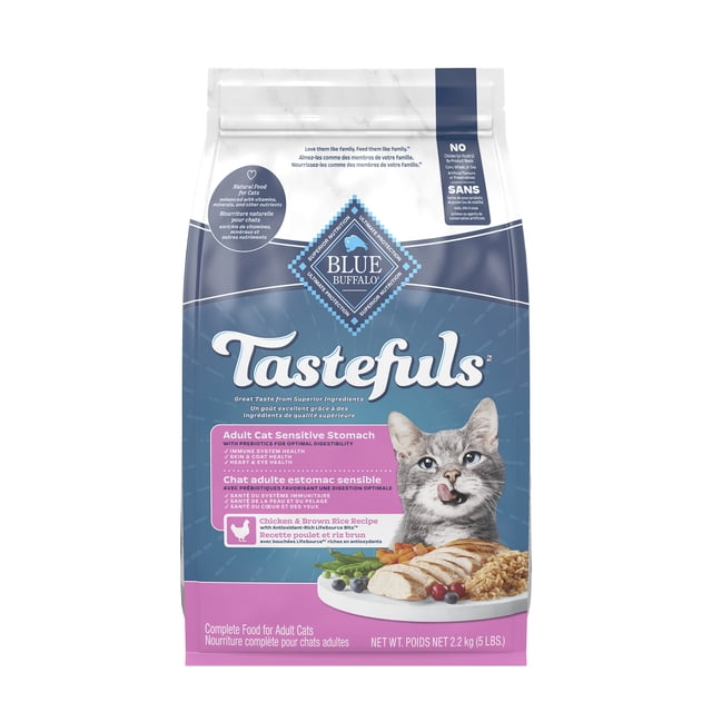 Blue Buffalo Tastefuls Dry Cat Food, Sensitive Stomach, Chicken and Brown Rice 2.2kg