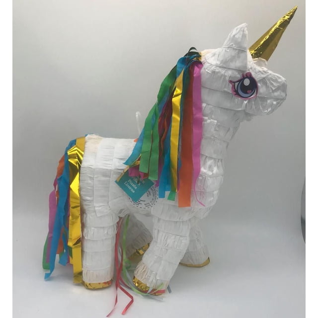 Unicorn Pinata avec Corne Dorée et Crinière et Queue à Franges en Papier Multicolore sur une Vue de Profil 3/4 sur Fond Blanc. Mesurant 17 Pouces de Large par 6 Pouces de long, Il Contient Environ 1,5 Livres de Remplissage et Est Conçu pour les Jeux de Fête Où Il Est Brisé pour Révéler des Bonbons Ou des Prix.