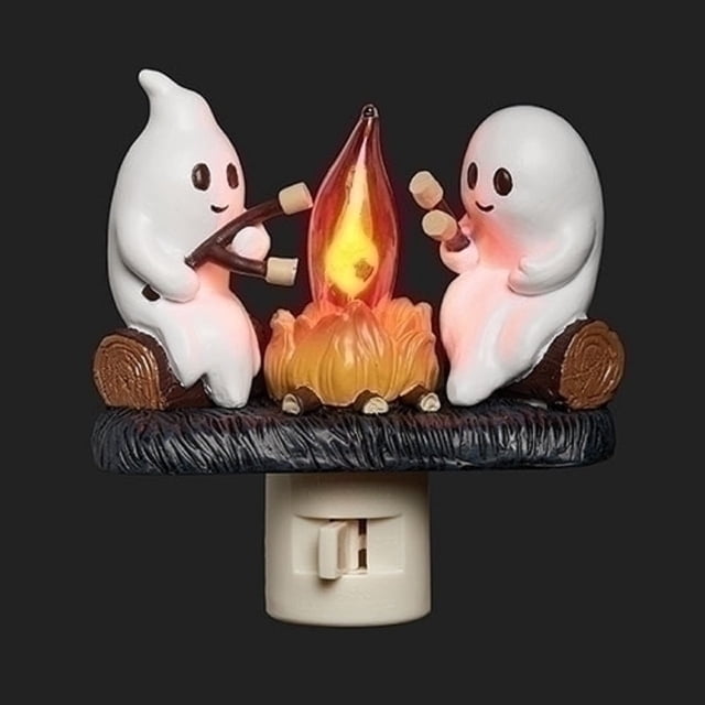 Halloween Decor 3D Ghosts Roasting Campfire S’Mores Ghost Campfire Flickering Nightlight featuring two cheerful white ghosts seated on logs, roasting miniature s’mores over a glowing, flickering campfire. The 3D design includes vibrant colors and a realistic flame effect, ideal for creating a cozy ambiance in bedrooms, nurseries, or as Halloween-themed lighting. Perfect for whimsical indoor lighting accessories.