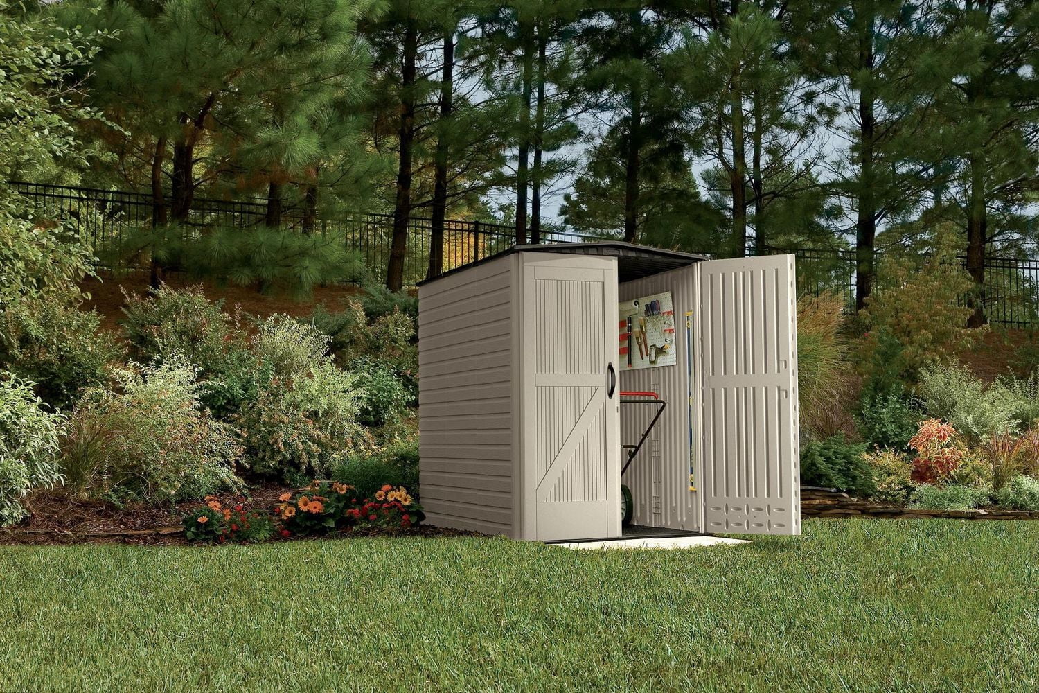 Rubbermaid Large Vertical Storage Shed