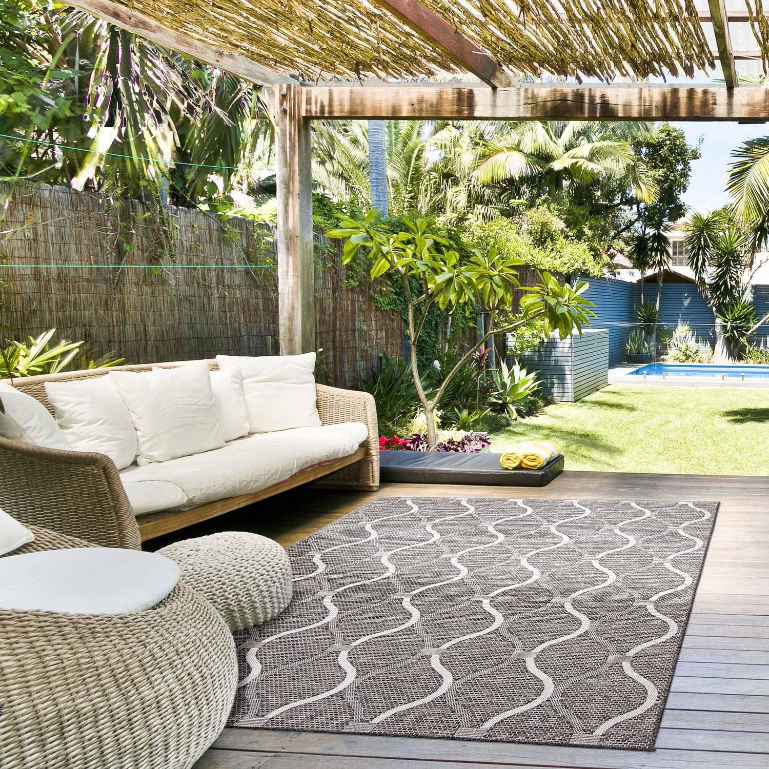 ECARPET Outdoor Area Rug for Patio, Deck, Backyard, Camping, Water Proof Carpet, Veranda Abstract Collection