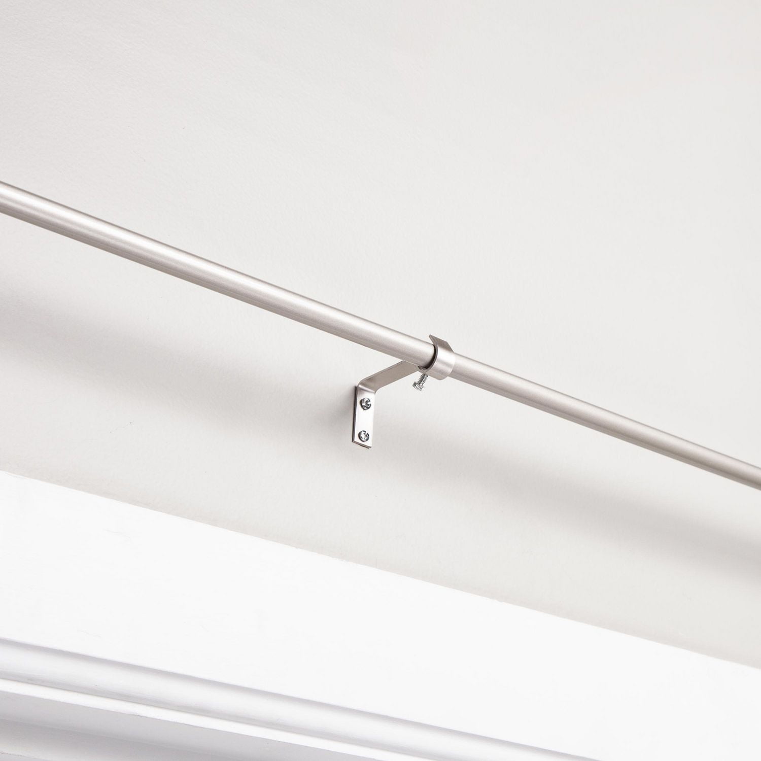 Eclipse 122 cm - 218 cm Tringle enveloppante pour assombrir la pièce, 1,58 cm Diamètre