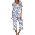 thumbnail image 1 of Offres des Fêtes Iumwxz Pyjamas Doux Tendance Ensembles Assortis Tenues de Voyage pour Femmes Imprimé Floral Col Rond Manches Courtes Taille Élastique Pantalon Court Ensembles 2 Pcs pour Femmes Rue, 1 of 4
