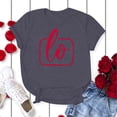 thumbnail image 4 of Chandails Assortis pour Couples T-Shirts Saint-Valentin Imprimé de Lettres Léger Col Rond Manches Courtes T-Shirts Classiques Coupe Ample Confortable Doux Mari Femme Tenue de Vacances Vêtements Gris TTTG, 4 of 5