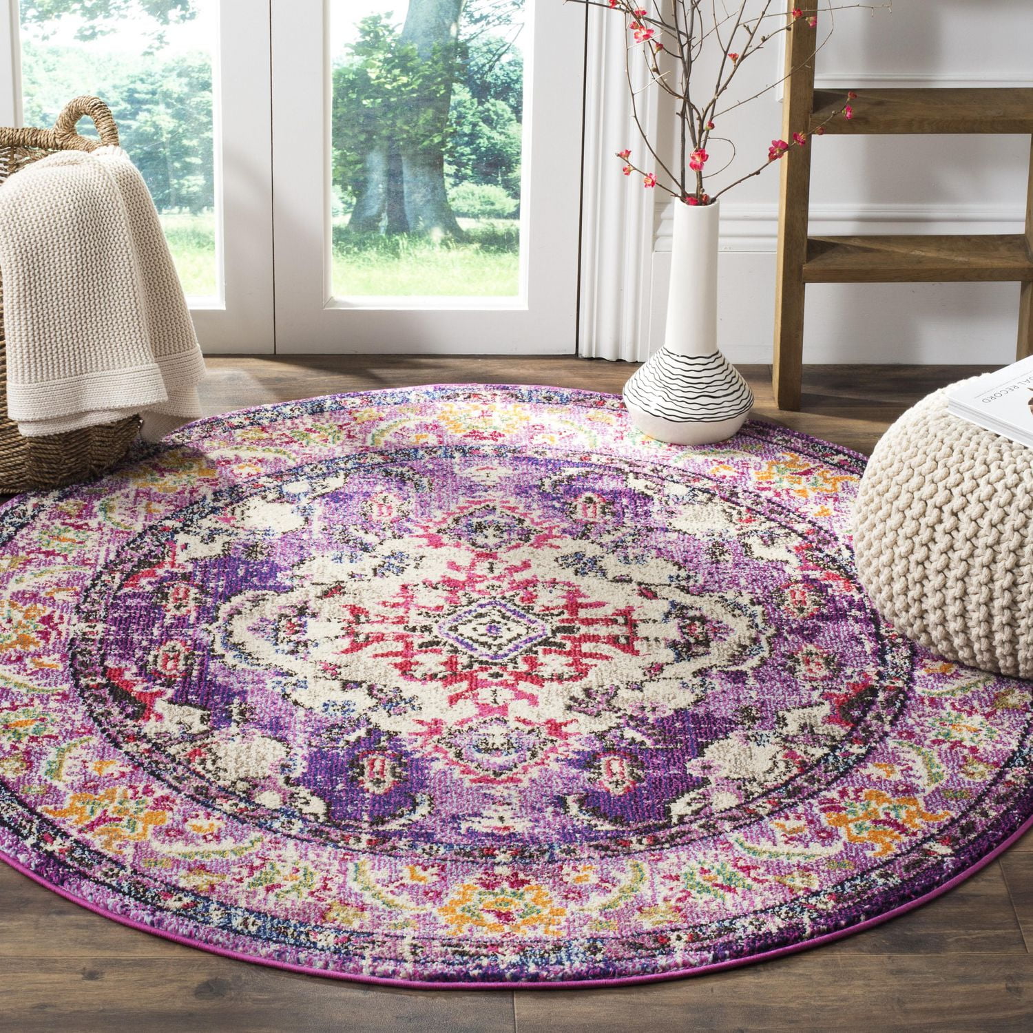 Safavieh Monaco Toria Traditional Area Rug