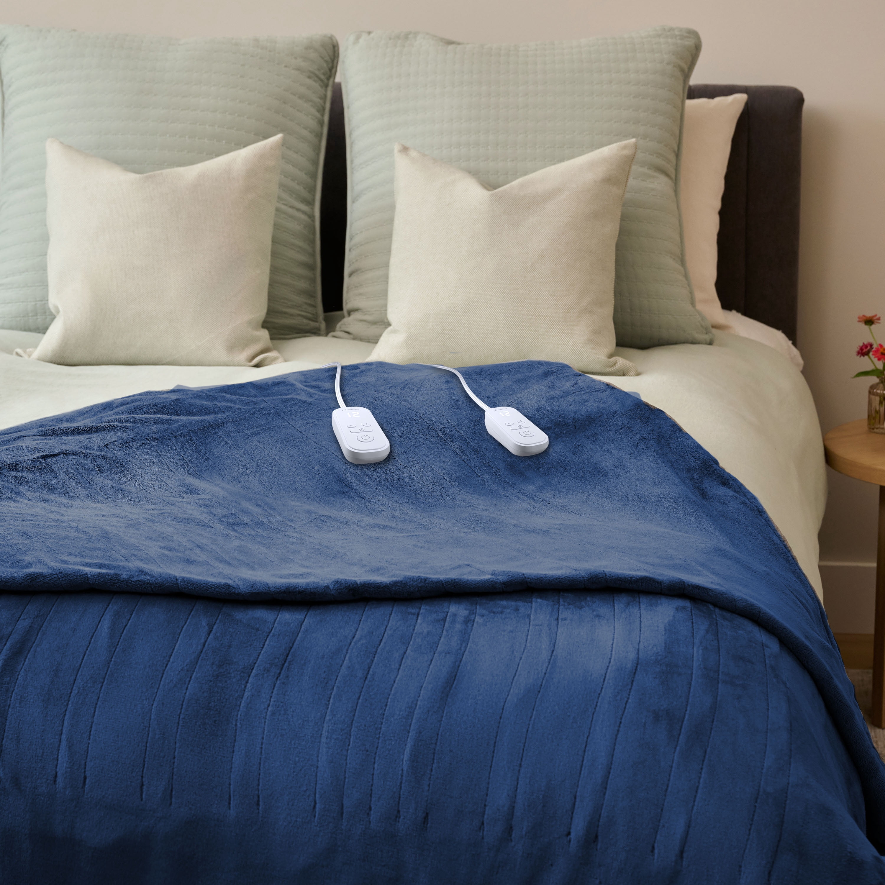 Sunbeam Heated Big Blue Blanket Velvet 12 Heat Settings Full/Queen 90x84
