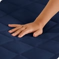 thumbnail image 4 of Bare Home Protège-Matelas Matelassé - Surmatelas Rafraîchissant - Housse Ajustée à Poche Profonde - Lit Simple, Bleu Foncé, 4 of 7