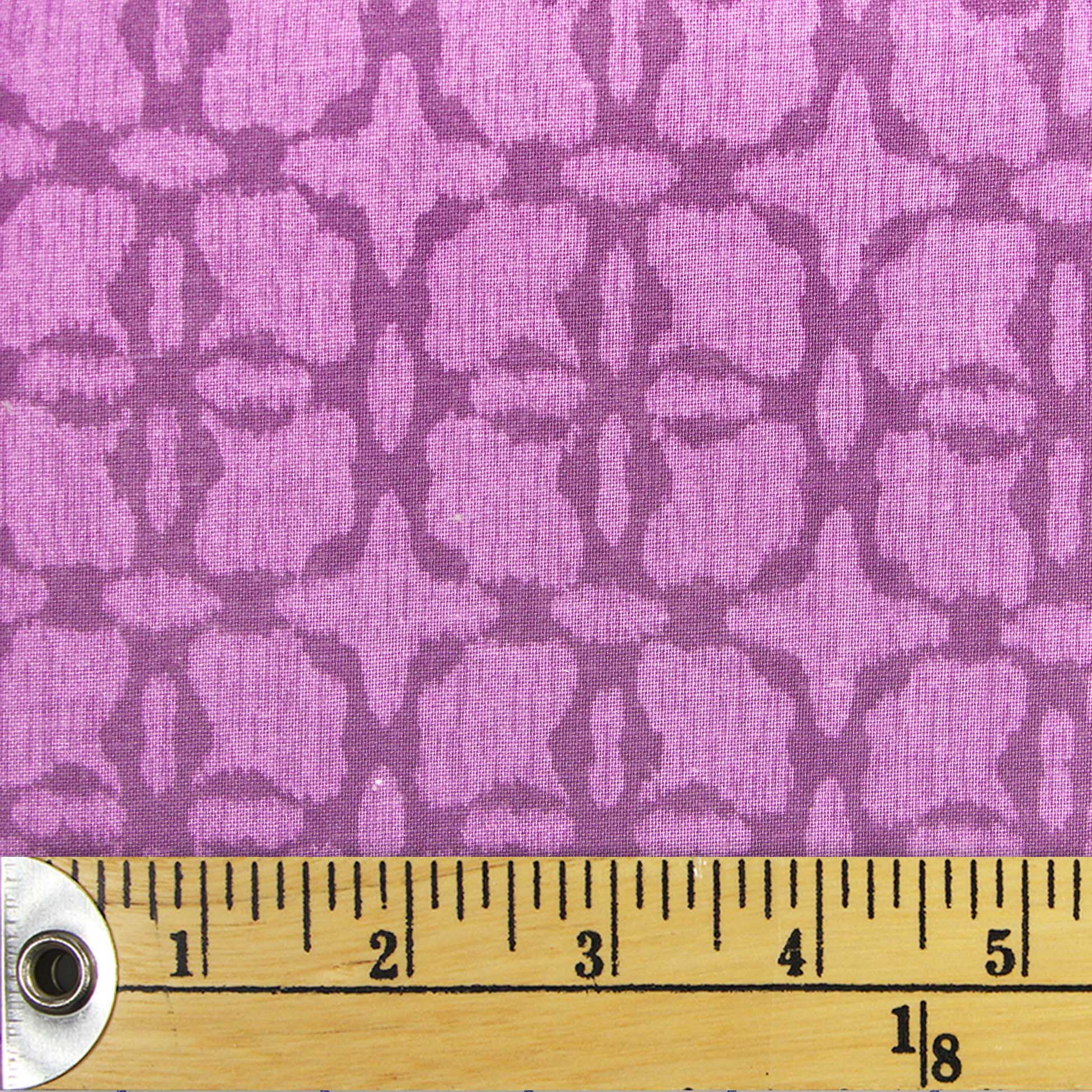 FABRIC CREATIONS Fat Quarter 45 × 53 cm (18 × 21 in) Purple with Pink Tie Dye Floral