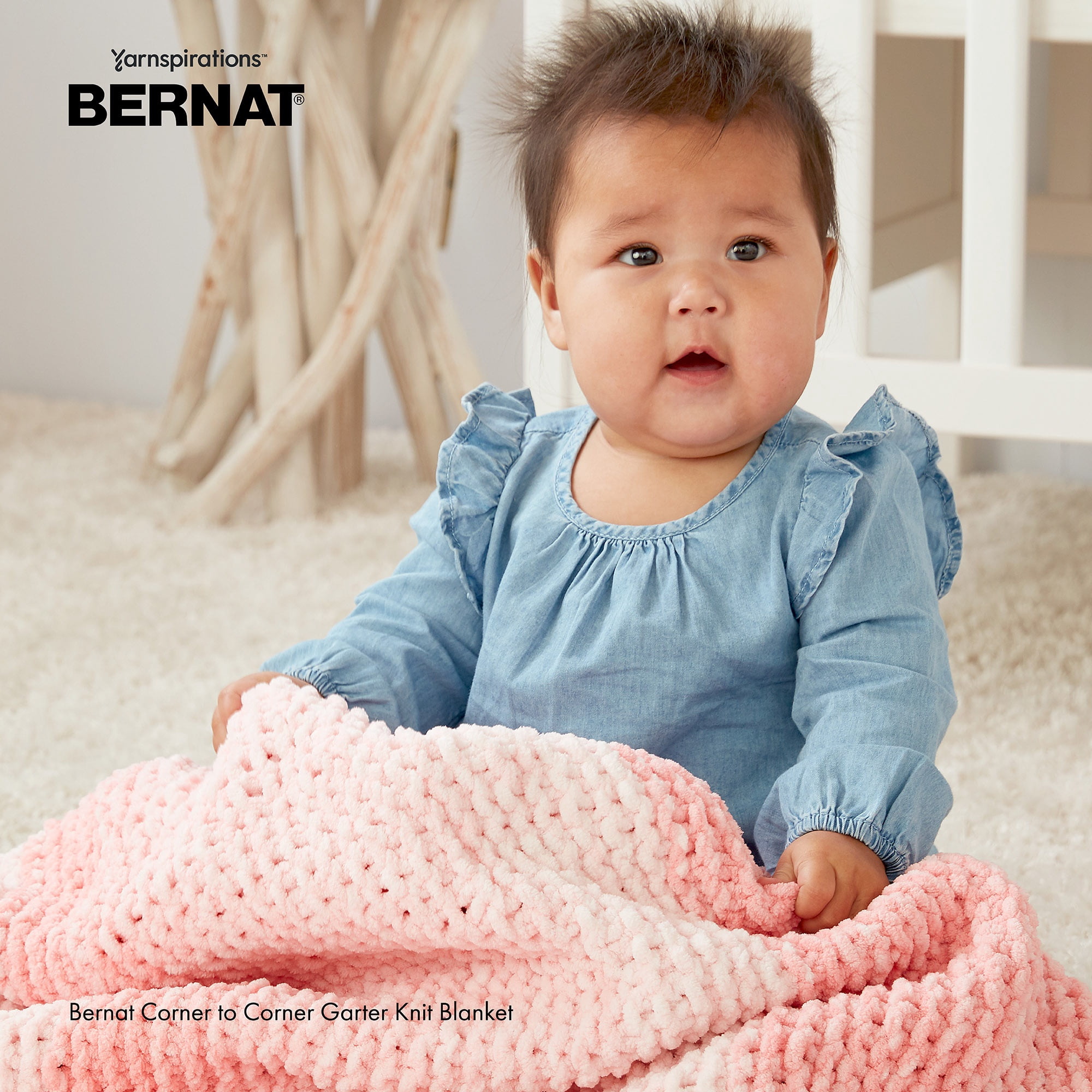 Bernat® Fil Baby Cover Stripes™, Polyester #6 Super Volumineux, 10,5oz/300g, 220 Yards