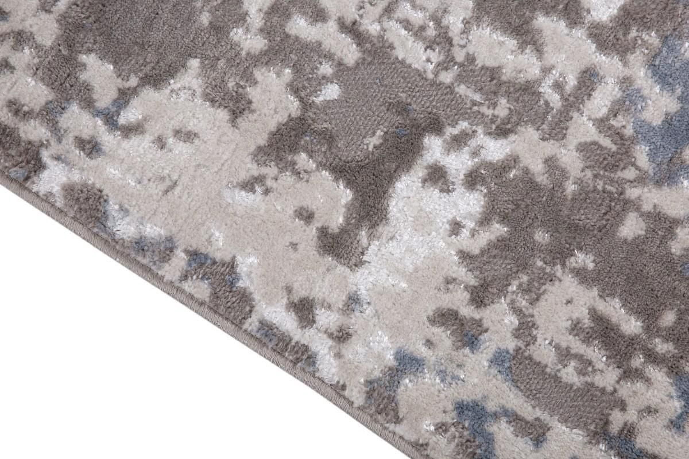 Alexis 5x8 Area Rug