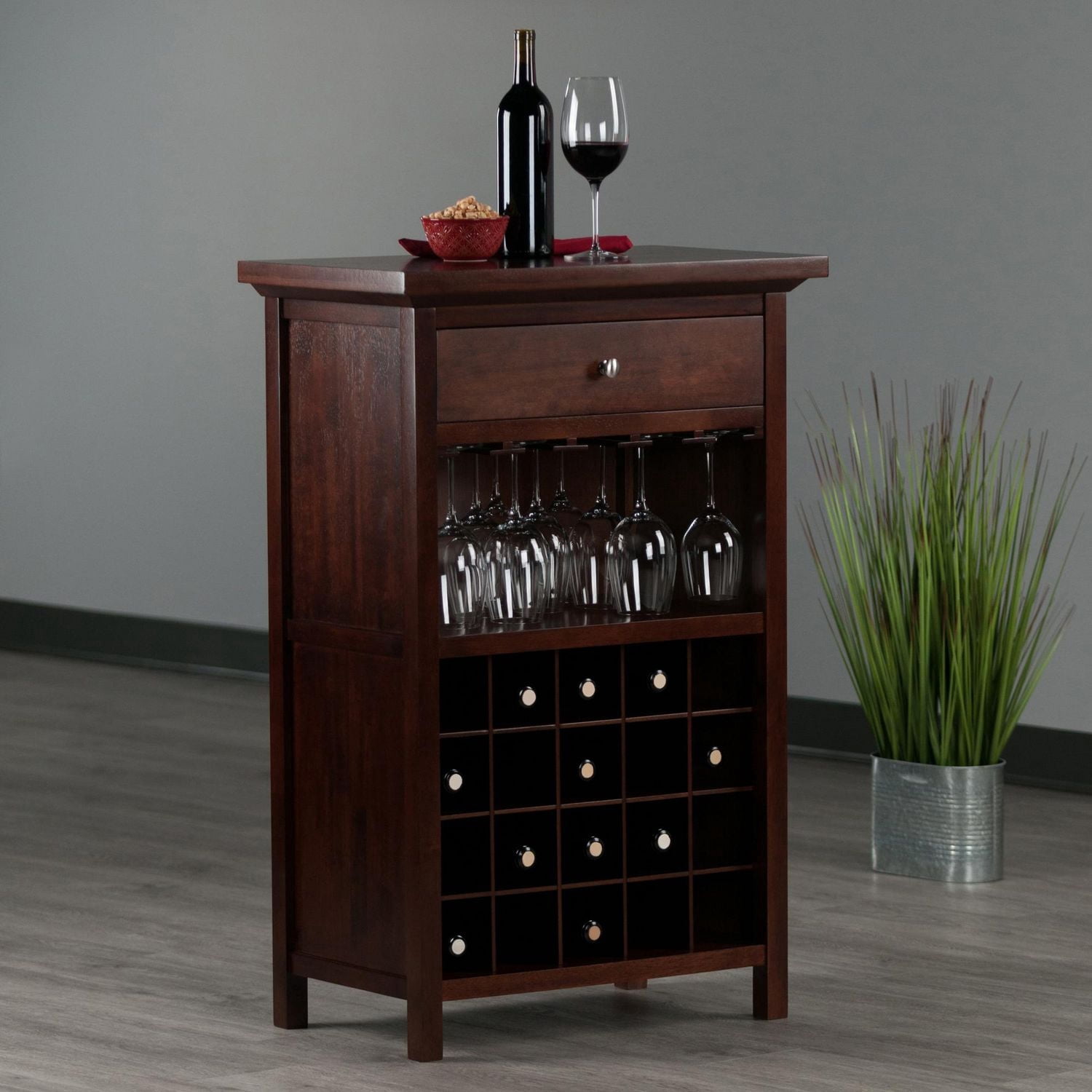 Winsome Chanlis armoire à vin en fini noyer