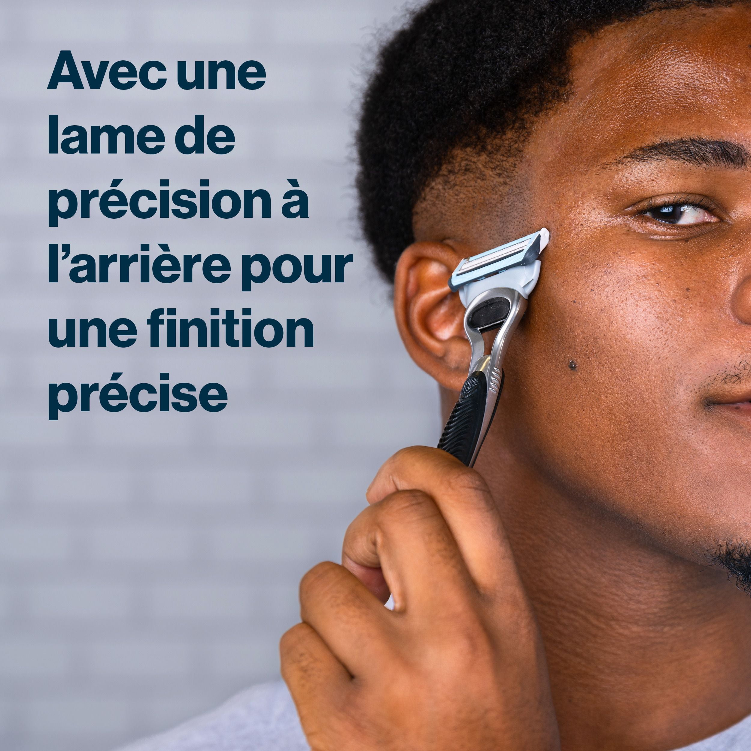 Rasoir Gillette SkinGuard pour hommes, manche de rasoir et de rechange