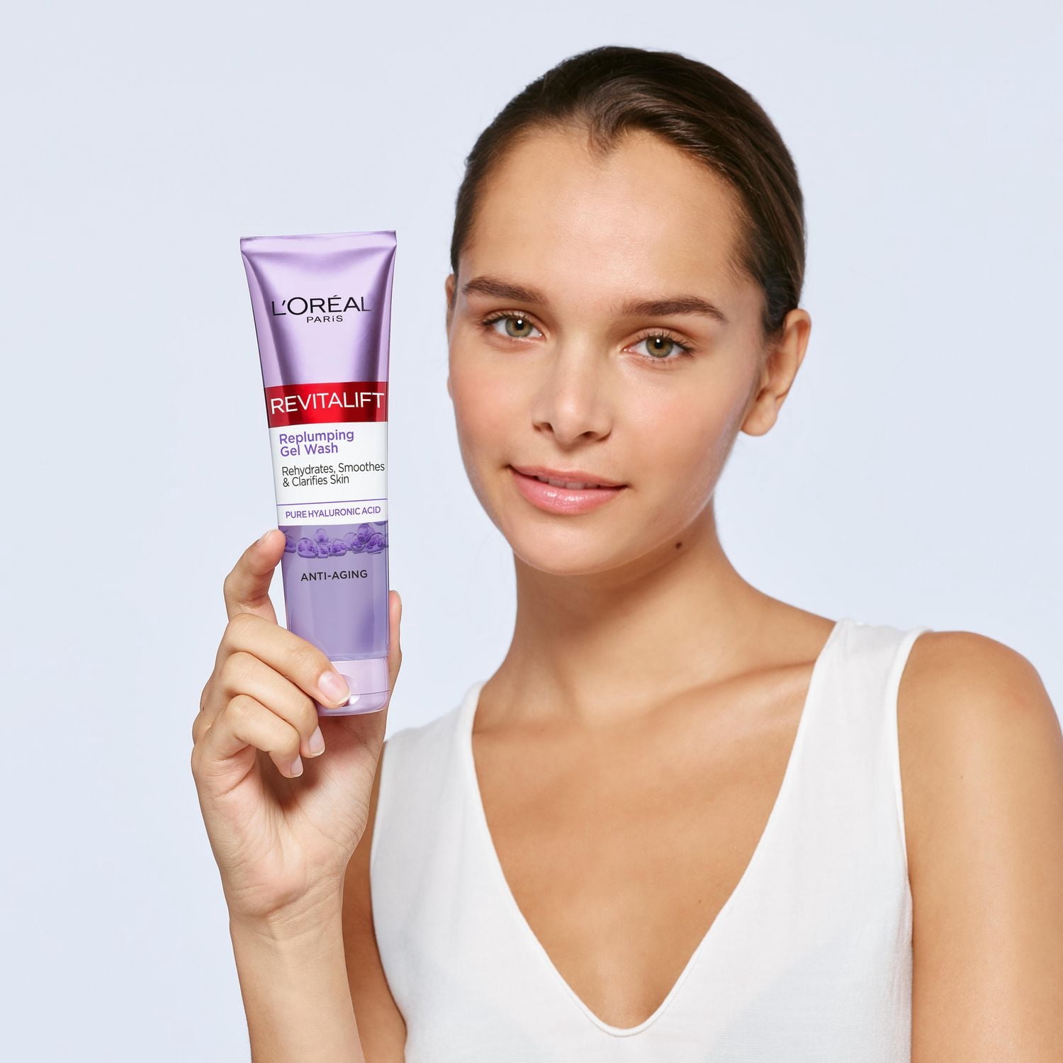 L'Oreal Paris Revitalift Nettoyant Gel pour Visage avec Acide Hyaluronique, 150 mL