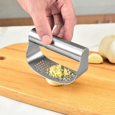 TopLLC Garlic Press Rocker, Kitchen Gadgets Stainless Steel Garlic Mincer Crusher with Ergonomic Grip, Heavy Duty Food Grade Manual Garlic Chopper Dishwasher Safe for Smash Garlic