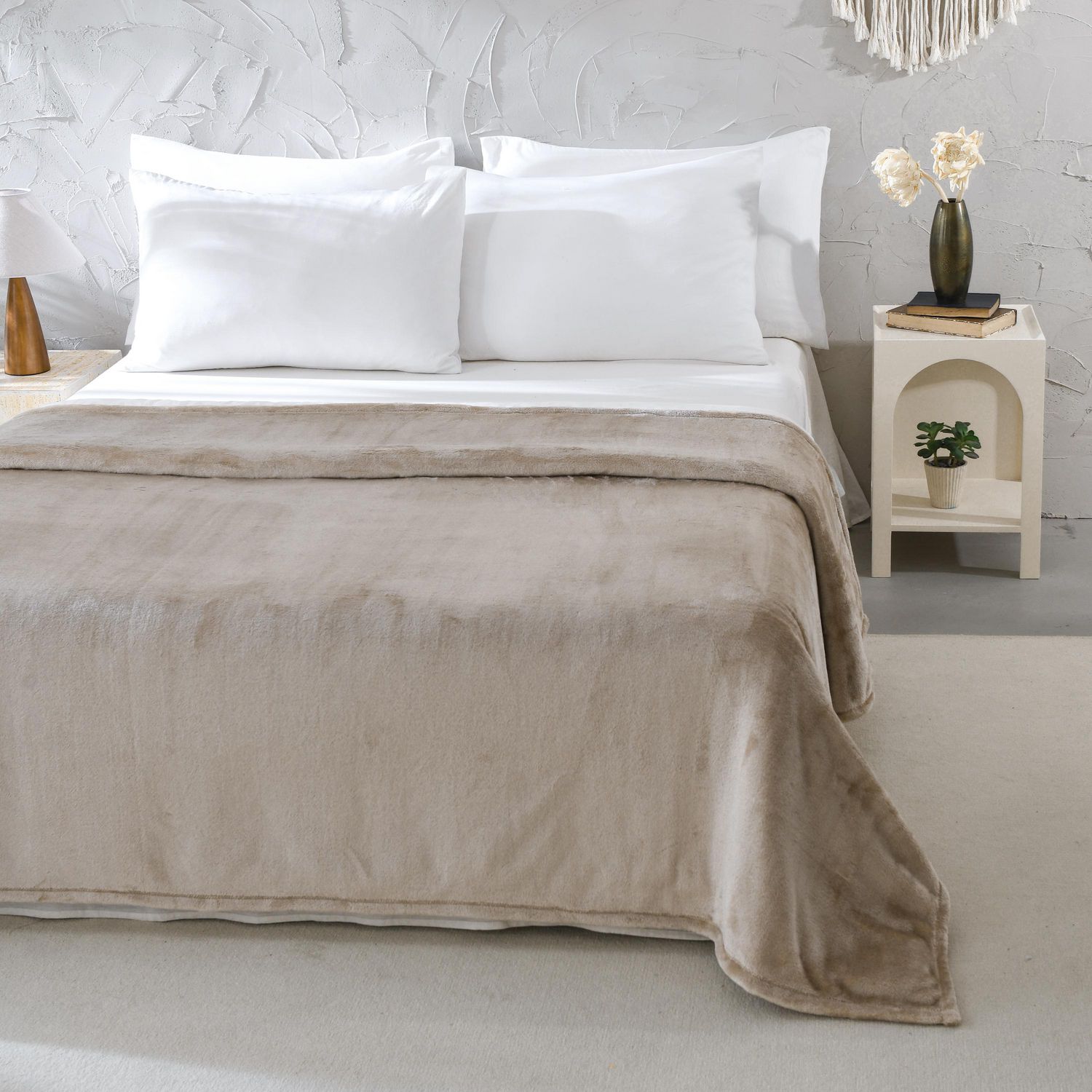Mainstays Plush Blanket Brown DQ