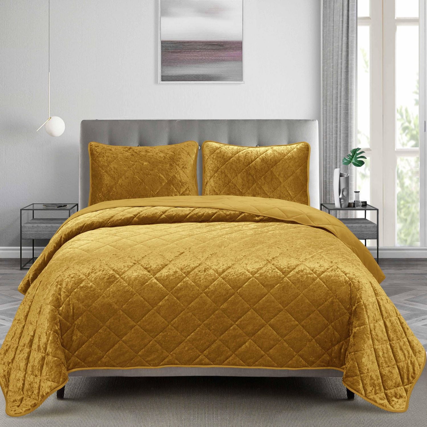 Swift Home Diamond Velvet Quilt Set