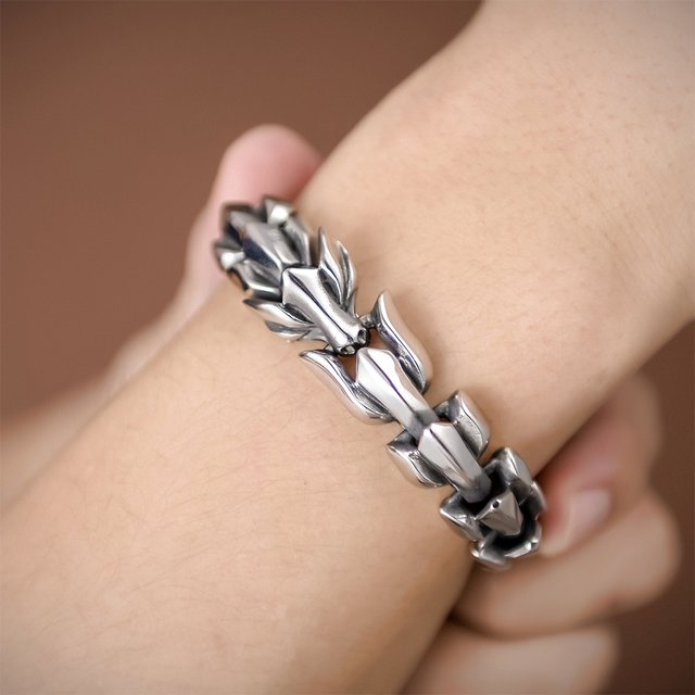maskred Fashionable Gothic Punk Dragon Scale Bangle 48 inches Durable and Striking Steel 7.48 Inch 1Set