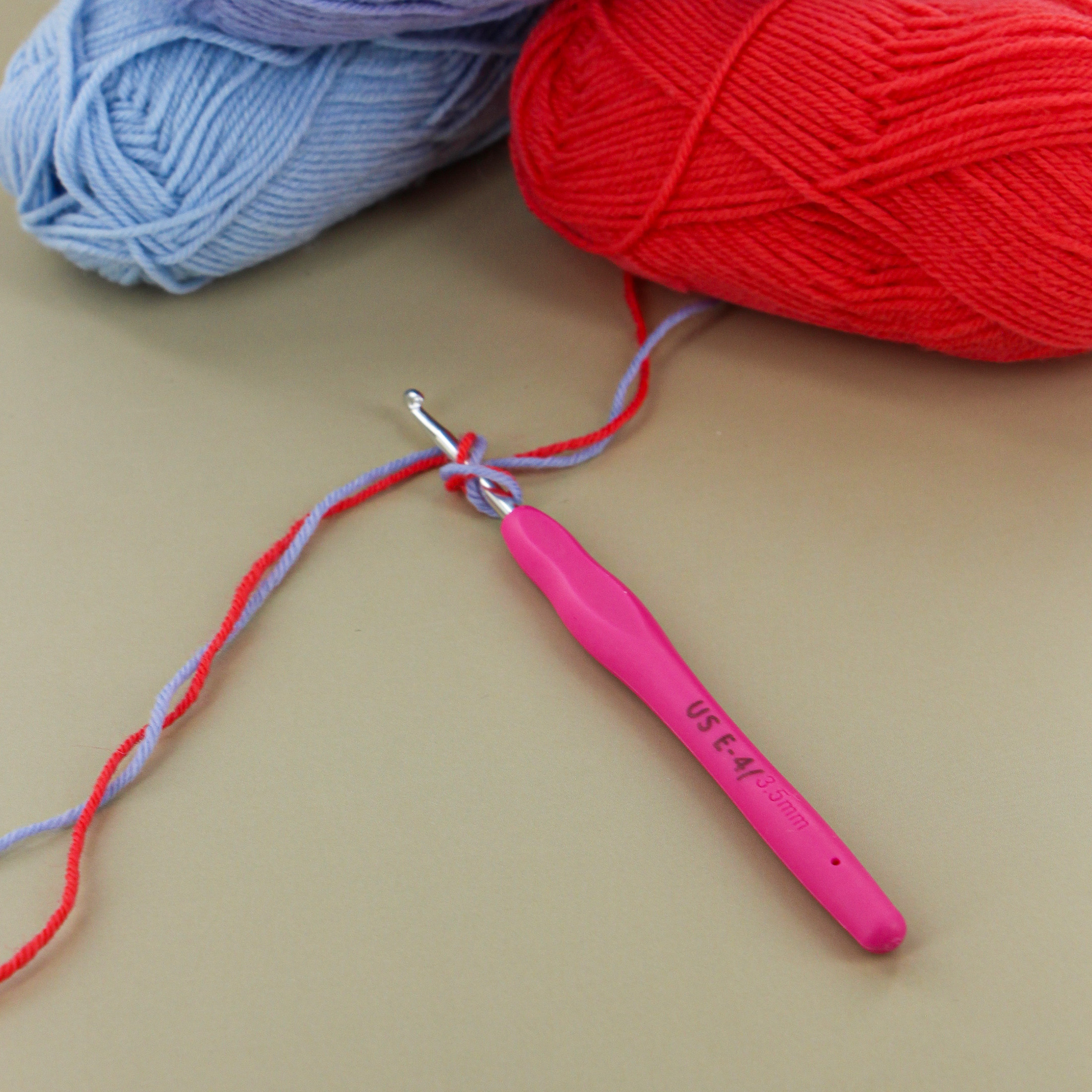 LOVE KNITTING Soft-Grip Aluminium Crochet Hook, 4 mm (0.16 in.)