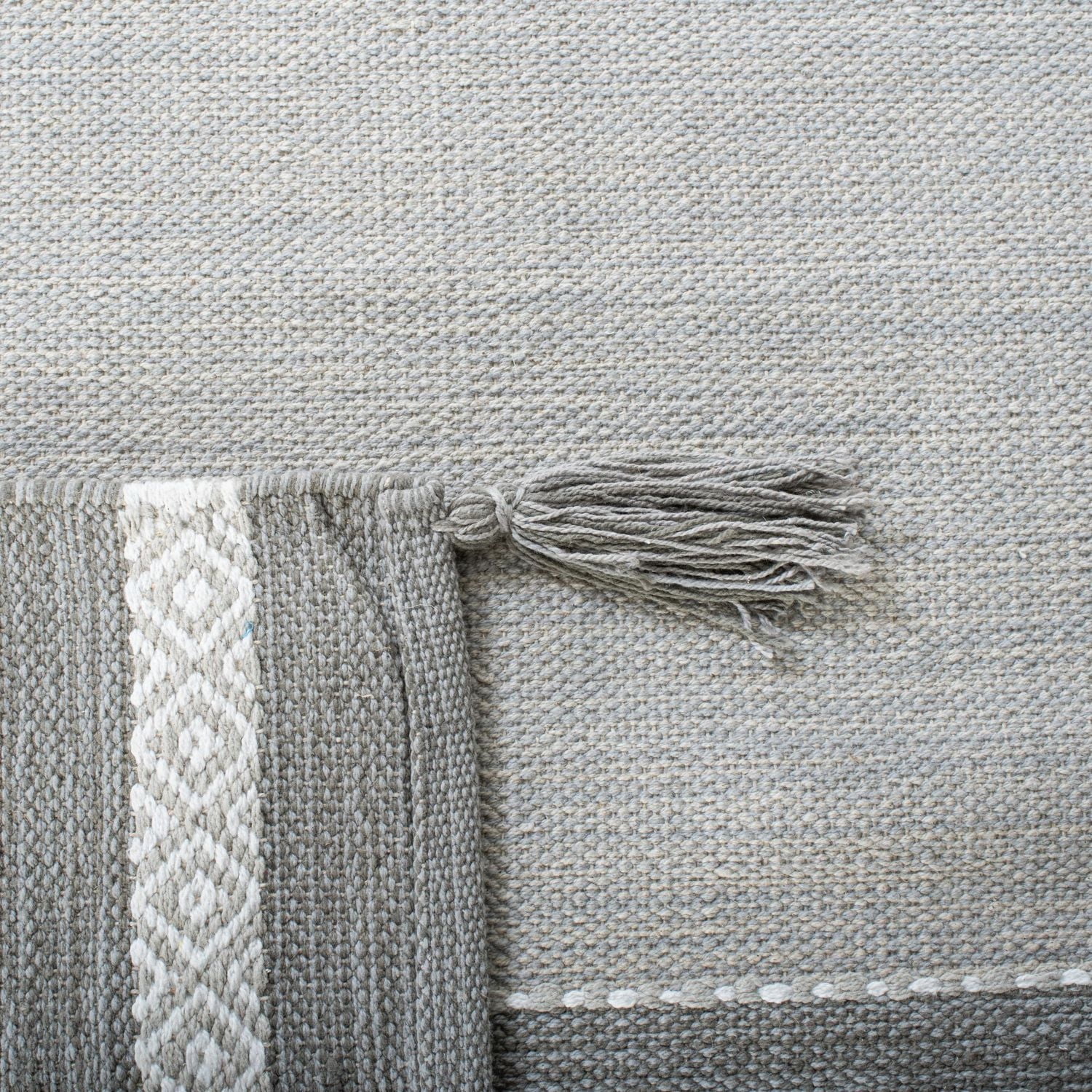 Safavieh Montauk Jobeth Striped Soft Braided Area Rug