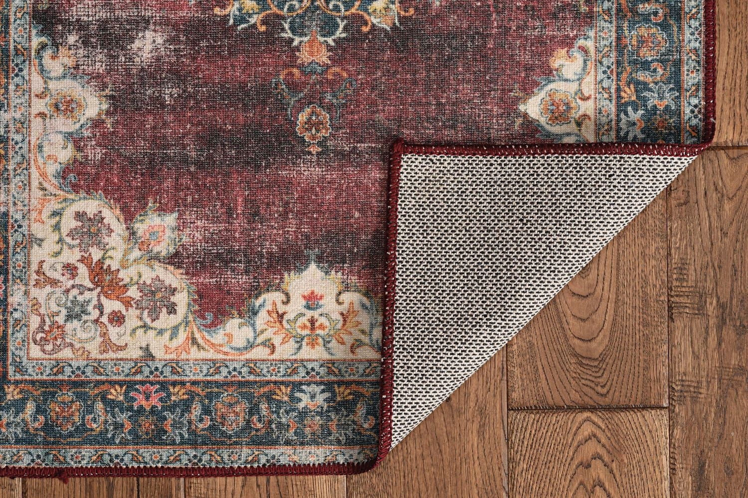 Tapis lavable Bryant 5 pi x 7 pi ivoire et bordeaux