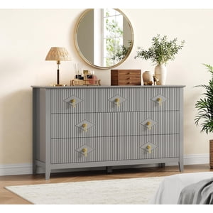 54-In 7-Drawer Dressing avec des panneaux flutés et des poignées d'or Coffret de tiroirs moderne pour la chambre Chêne naturel