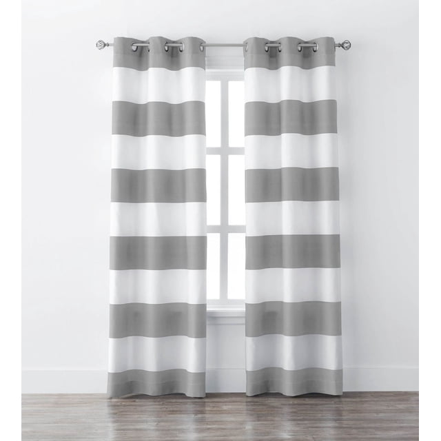 Mainstays Rideaux à Rayures pour Fenêtre en Gris et Blanc, Larges Rayures Horizontales, style à Oeillets avec Anneaux Métalliques, Deux Panneaux de 40 par 84 Pouces Suspendus sur une Tringle à Rideaux Argentée au-Dessus d'Une Fenêtre avec Garniture Blanche, Conçus comme Rideaux Assombrissants Adaptés aux Habillages et aux Fenêtres Modernes de la Maison.