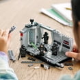 thumbnail image 2 of LEGO Star Wars L’attaque des Dark Troopers 75324 Ensemble de construction (166 pièces), 2 of 6