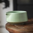 thumbnail image 4 of Bol Matcha Japonais Fait Main avec Bec, Adapté pour Restaurants, Vert, 4 of 9