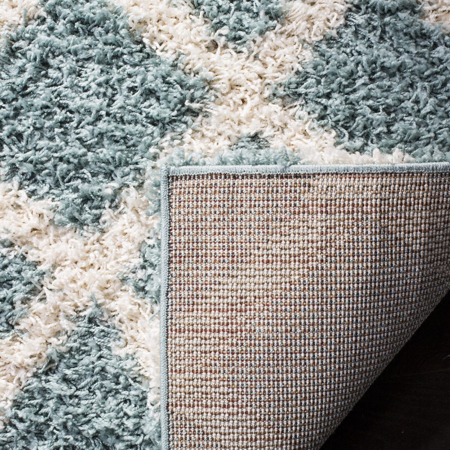 Safavieh Layla Tapis Géométrique Shag
