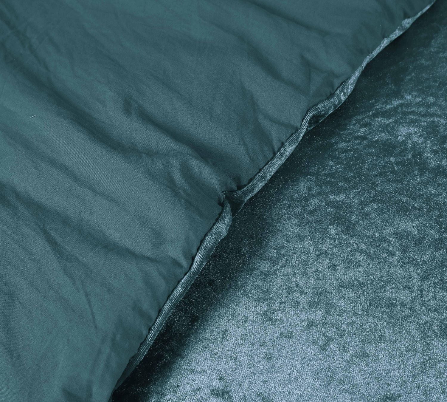 Ensemble de housse de duvet en velours froissé de couleur unie de Swift Home