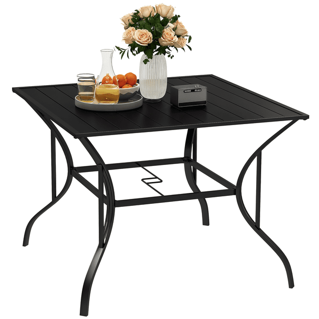 Outsunny Table de Salle à Manger d'Extérieur avec Trou pour Parasol, Table de Patio, Noir