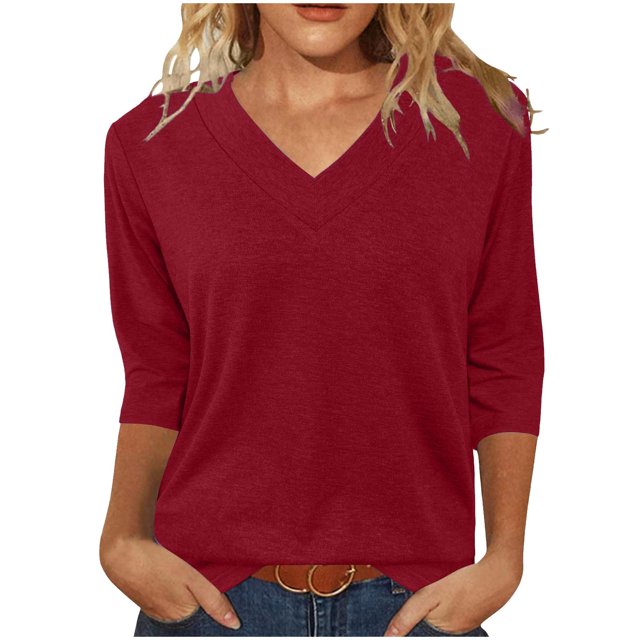 Amzcrzy Hauts pour Femmes Mode Manches 3/4 Hauts d'Été pour Femmes de Couleur Rouge Unie avec Encolure Ronde. Ce t-shirt Tendance pour Femme Est Fabriqué en Mélange Léger polyester-spandex, Offrant Confort et style pour le Printemps et l'Été. Idéal pour les Sorties Décontractées, le Port Quotidien Ou les Événements Décontractés.