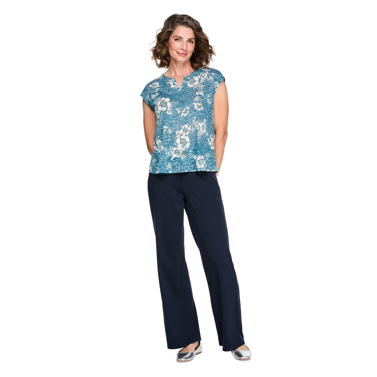 Iyla Women's Burnout Knit Top