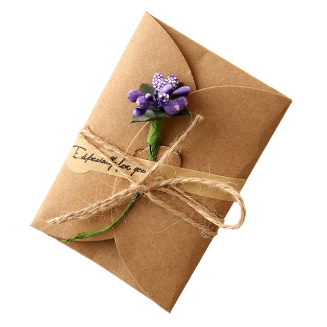Gift Card Birthday1Pcs Birthday Invitation Card Birthday Cards Kraft Paper Card Mothers Day Gift Card Flower Cards Blessing Card Wedding Cards Party Card Flowers Greeting Card. A khaki-colored kraft paper card with a dried purple flower decoration tied with jute rope. The card measures 10.3x7cm (4.13x2.75in) and includes an envelope, inner card, dried flowers, rope, and sticker. Suitable for occasions like Mother's Day, weddings, birthdays, and anniversaries.