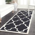 thumbnail image 1 of Safavieh Cambridge Kevin Tapis Géométrique, 1 of 3
