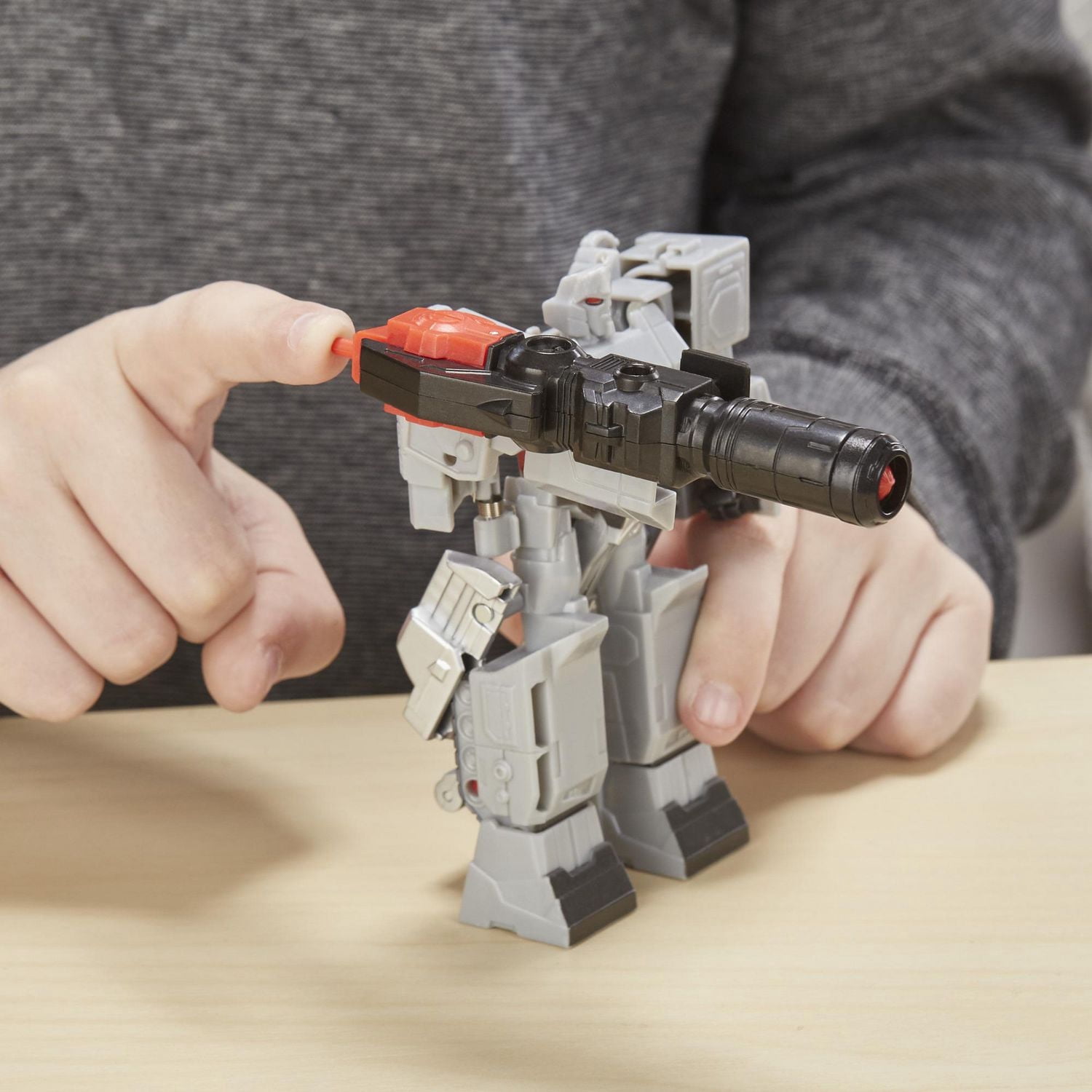 Transformers Cyberverse Action Attackers - Figurine Megatron à conversion 1 étape