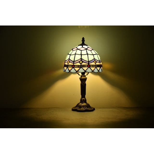 Tiffany Style Lamp Table Lamp Bedside Desk LED Lamp with a 14.5-inch height and a 7.5-inch diameter stained-glass lampshade in blue. The lamp features a handcrafted Tiffany art design with a scalloped edge and intricate patterns, supported by a resin base with ornate detailing. Ideal for bedroom nightstands or living room decor, it includes a 75-inch cable and requires an E26 bulb (not included).