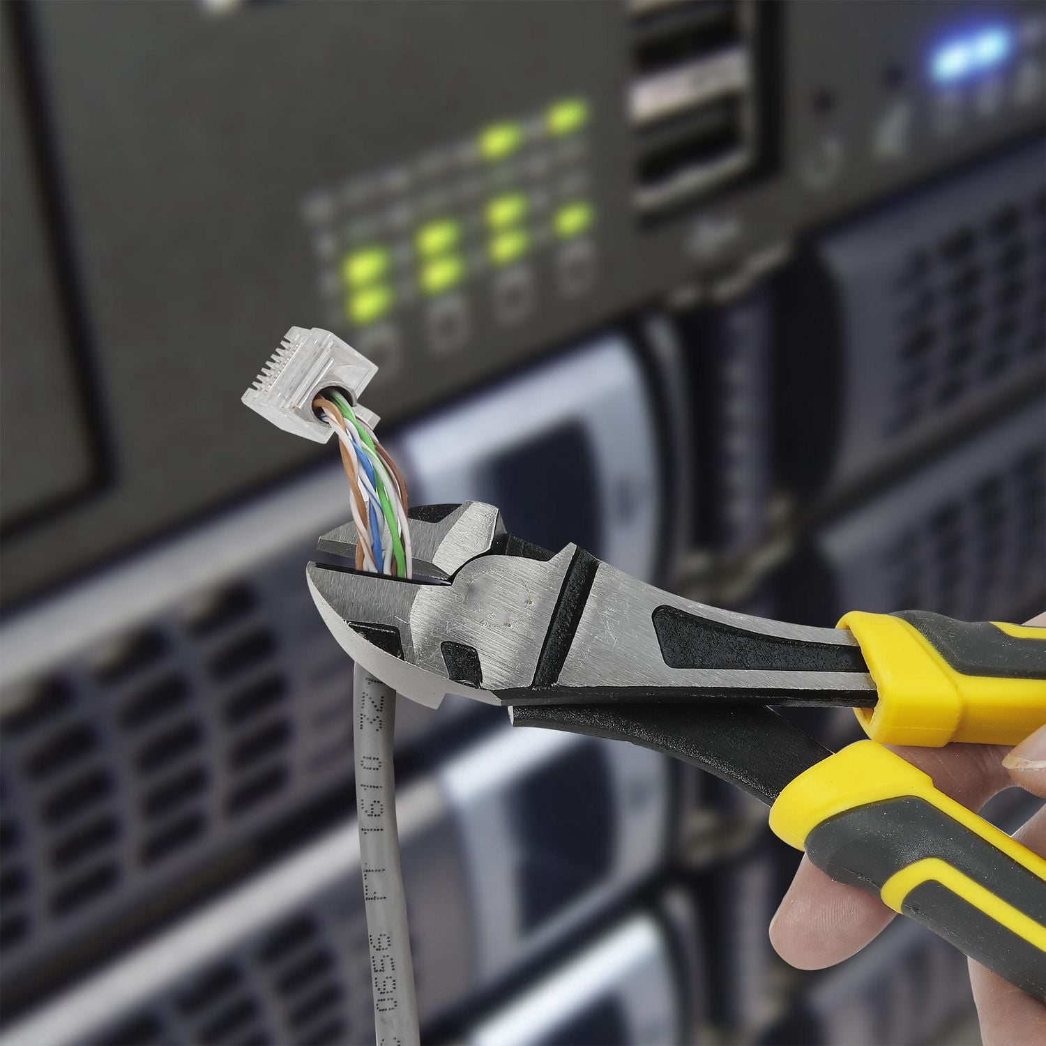 WorkPro 7" Diagonal Cutting Pliers