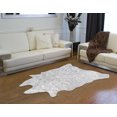thumbnail image 3 of Luxe Tapis Classique Fausse Peau / 5.25'x7.5', 3 of 3