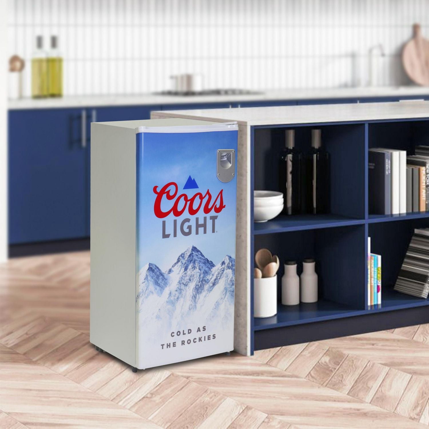 Coors Light Réfrigérateur compact de 3,2 pi³ avec ouvre-bouteille intégré, mini refroidisseur de boissons, blanc