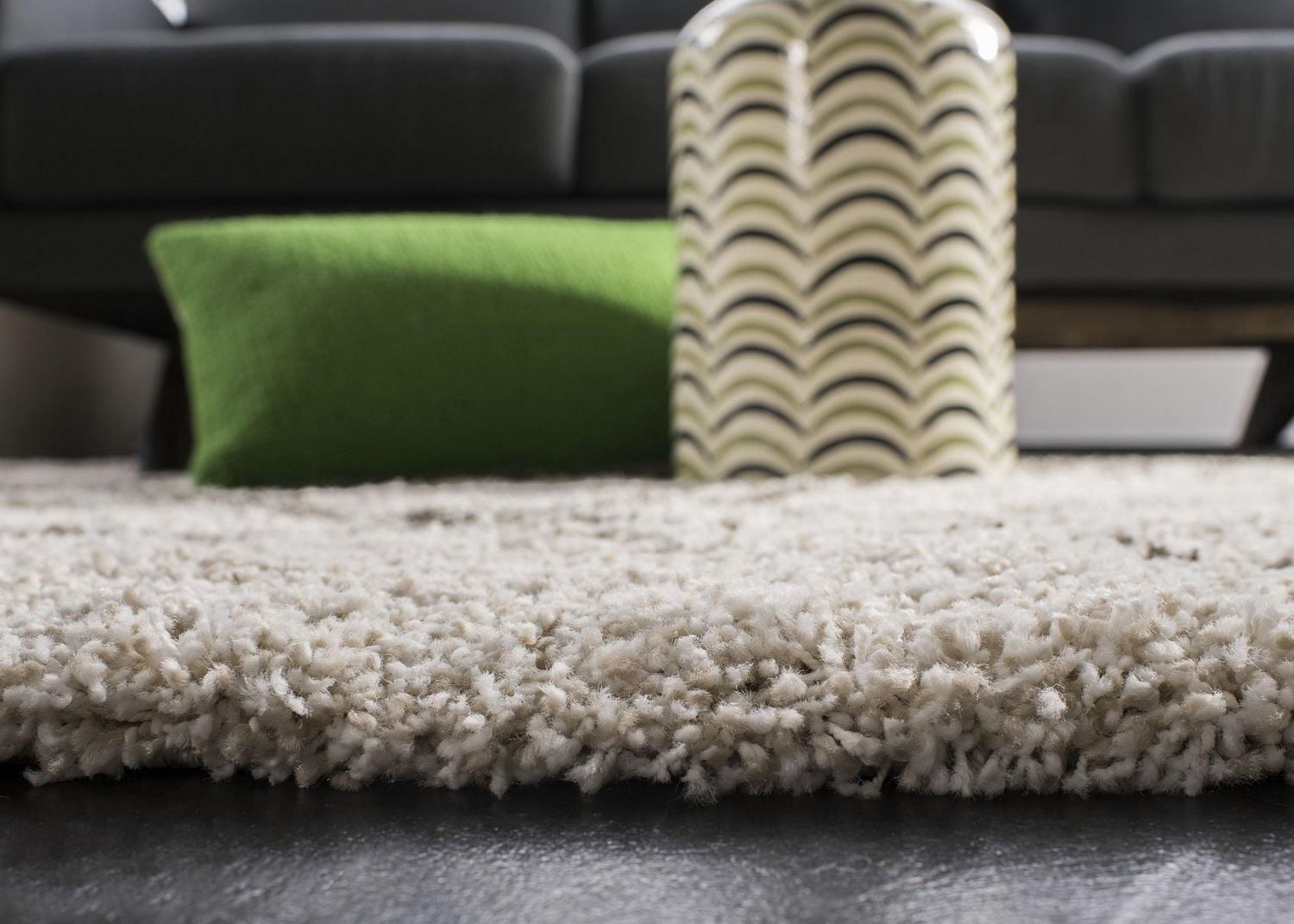 Safavieh Hudson Amias Geometric Shag Area Rug